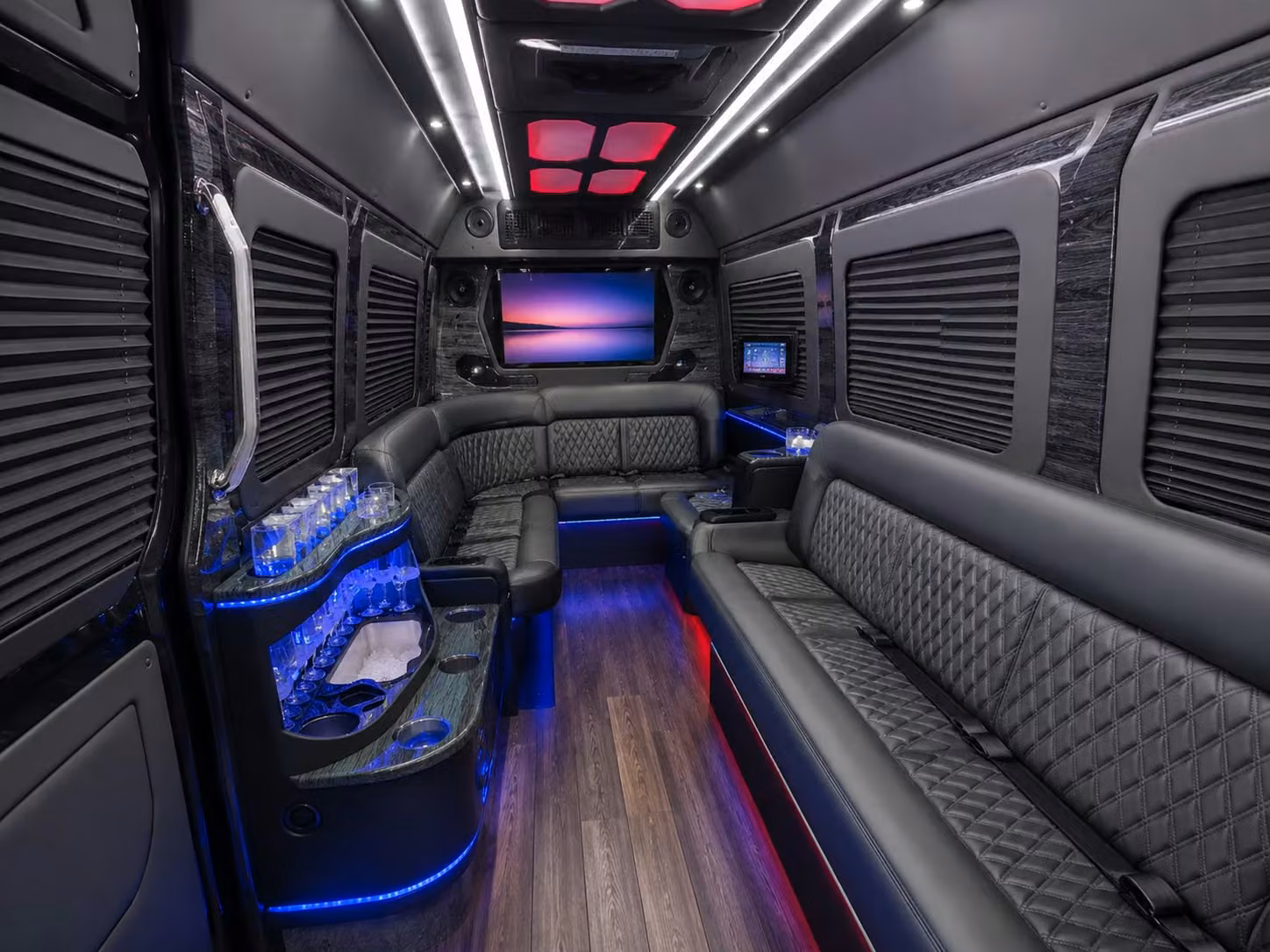 keep your government workforce moving with recurring employee shuttle service in plano