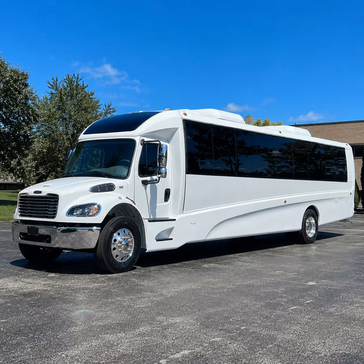 plano 30 passenger minibus rental