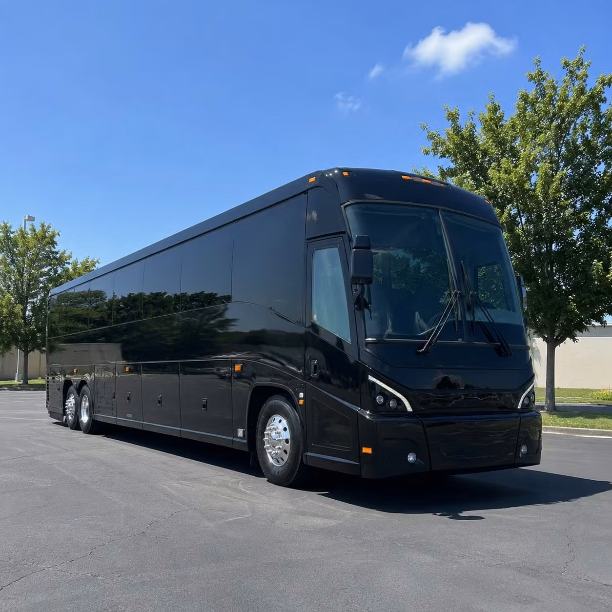 reliable charter bus transfers between plano government facilities and dfw area federal installations